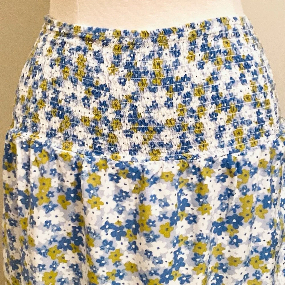 Kendall & Kylie Blue Green Ditsy Floral SZ M Coastal Preppy Y2K Indie Mini Skirt
